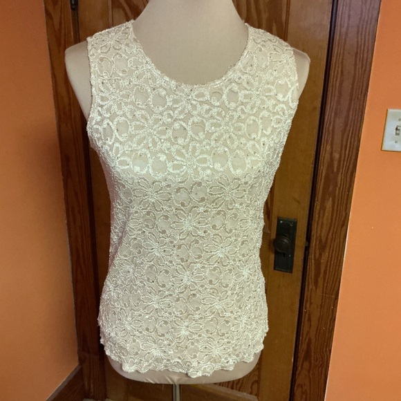 Vtg Y2K Lace Tank Top Medium Cream Sparkly Sleeveless Sheer Floral Overlay USA - Picture 4 of 11